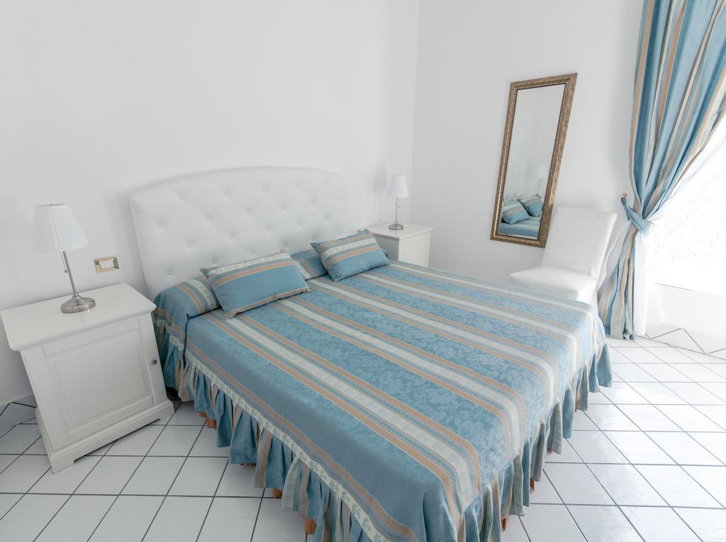 Palazzo Dogana Rooms Agropoli Quarto foto